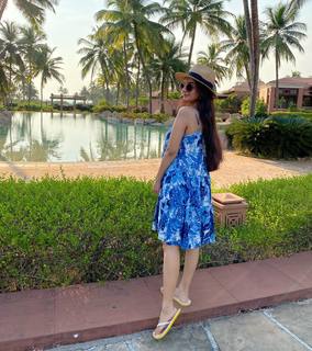 Anushka Sen feet photo thumbnail