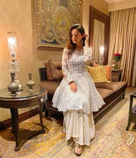 Anushka Sen feet photo thumbnail