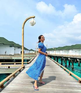 Anushka Sen feet photo thumbnail