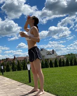 Olga Seryabkina feet photo thumbnail
