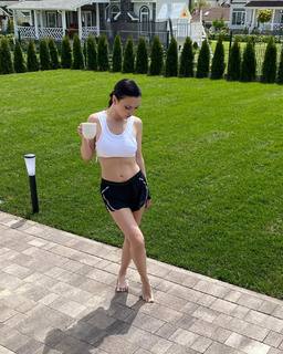 Olga Seryabkina feet photo thumbnail