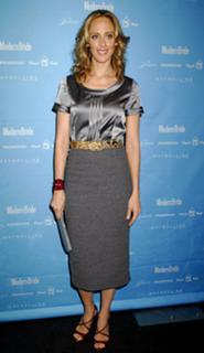 Kim Raver feet photo thumbnail