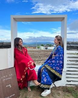 Anushka Sen feet photo thumbnail