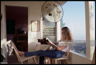 Virginia Madsen feet photo thumbnail