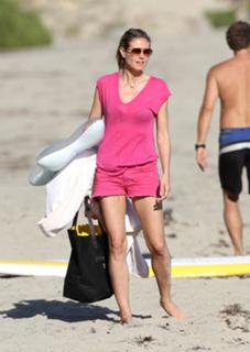 Heidi Klum feet photo thumbnail