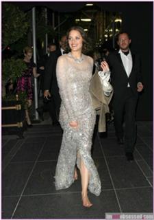 Marion Cotillard feet photo thumbnail