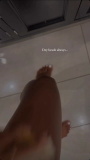 Rochelle Humes feet photo thumbnail