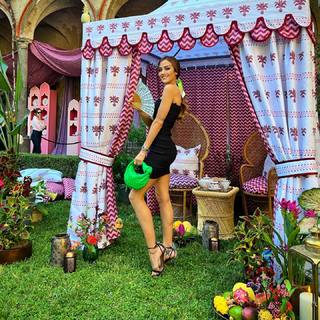 Giorgia Palmas feet photo thumbnail