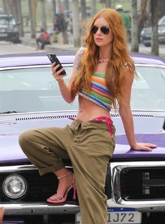 Marina Ruy Barbosa feet photo thumbnail