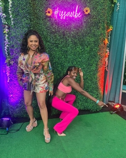 Angela Yee feet photo thumbnail
