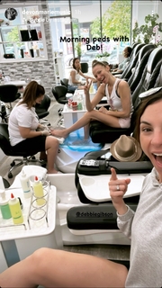 Debbie Gibson feet photo thumbnail