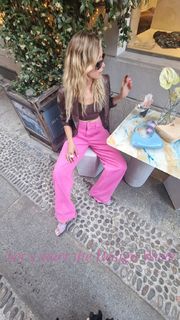 Ludovica Frasca feet photo thumbnail