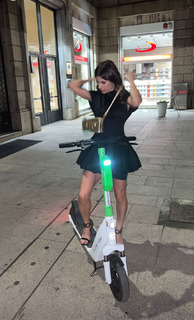 Elisabetta Canalis feet photo thumbnail