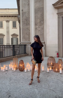Elisabetta Canalis feet photo thumbnail