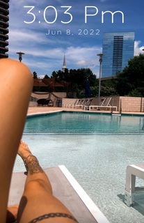 Victoria Waldrip feet photo thumbnail