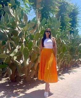 Dorra Zarrouk feet photo thumbnail