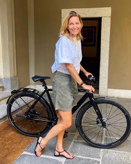 Federica Fontana feet photo thumbnail