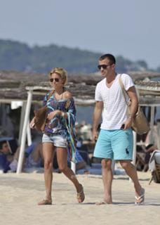 Sylvie Meis feet photo thumbnail