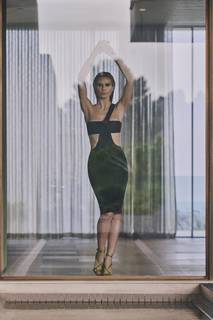 Heidi Klum feet photo thumbnail