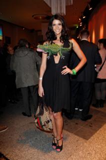 Micaela Schäfer feet photo thumbnail