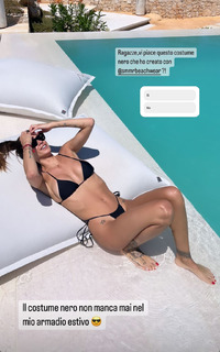 Melissa Satta feet photo thumbnail
