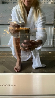 Gwyneth Paltrow feet photo thumbnail