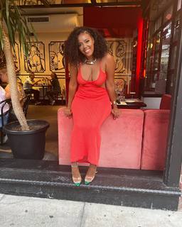 Angela Simmons feet photo thumbnail