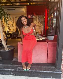 Angela Simmons feet photo thumbnail
