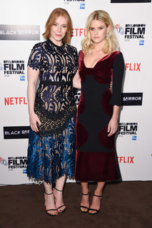 Alice Eve feet photo thumbnail