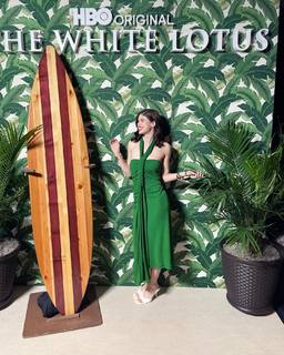 Alexandra Daddario feet photo thumbnail
