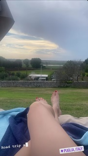 Katheryn Winnick feet photo thumbnail