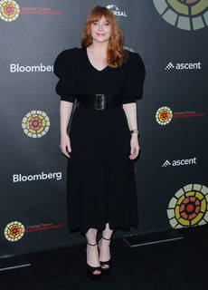 Bryce Dallas Howard feet photo thumbnail