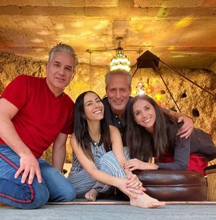 Claudia Lizaldi feet photo thumbnail