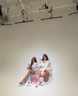 Kylie Jenner feet photo thumbnail