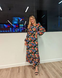 Ashley James feet photo thumbnail