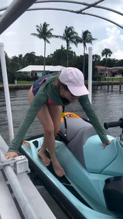 Amanda Cerny feet photo thumbnail