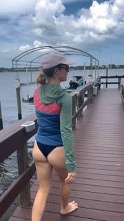 Amanda Cerny feet photo thumbnail