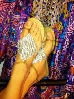 Adriane Galisteu feet photo thumbnail