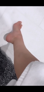 Thalía feet photo thumbnail