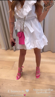 Giorgia Palmas feet photo thumbnail