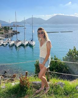 Tania Cagnotto feet photo thumbnail
