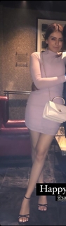 Hansika Motwani feet photo thumbnail
