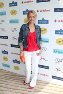 Nova Meierhenrich feet photo thumbnail