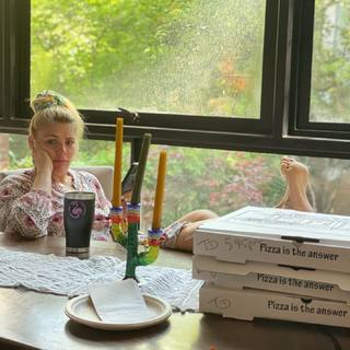 Busy Philipps feet photo thumbnail
