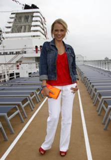 Nova Meierhenrich feet photo thumbnail