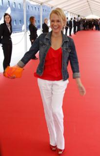 Nova Meierhenrich feet photo thumbnail