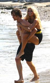 Paris Hilton feet photo thumbnail