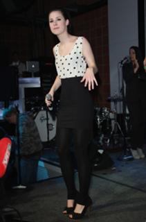 Lena Meyer-Landrut feet photo thumbnail