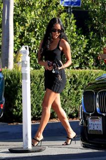 Karrueche Tran feet photo thumbnail