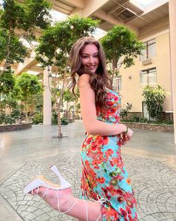 Rachel Pizzolato feet photo thumbnail